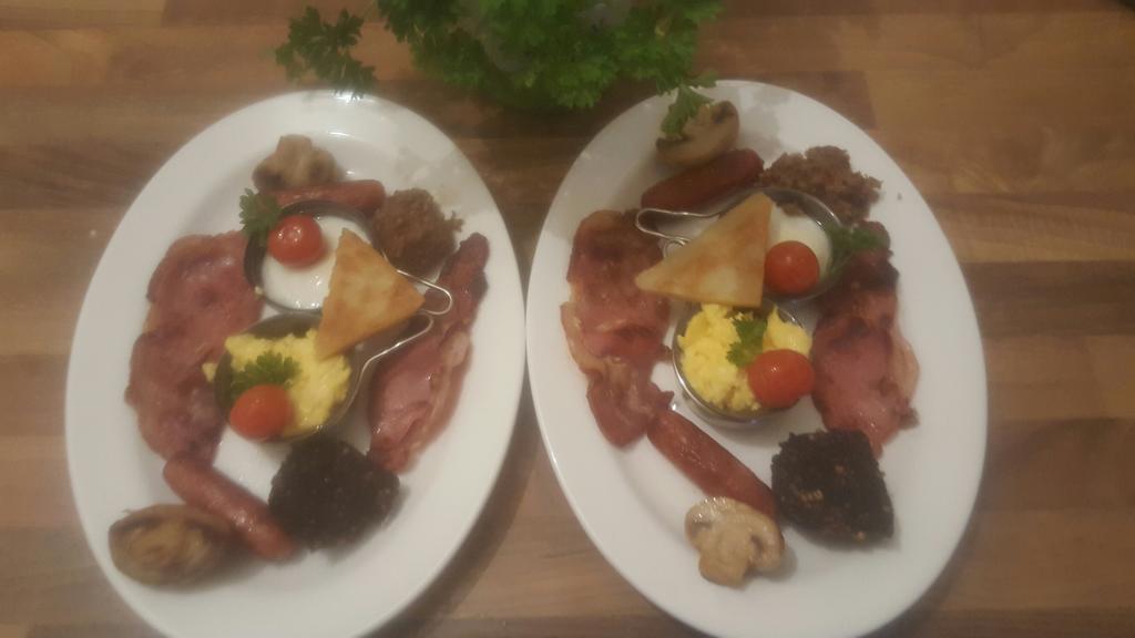 Creedons Traditional Irish Welcome Inn B&B Cork Exteriör bild