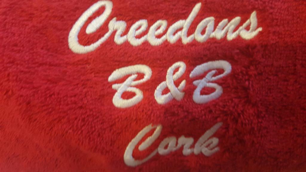 Creedons Traditional Irish Welcome Inn B&B Cork Exteriör bild