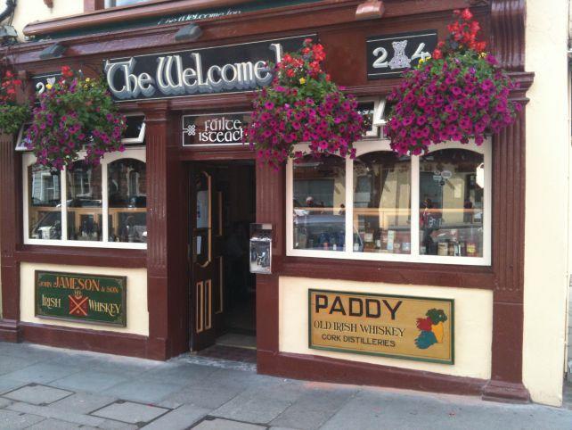 Creedons Traditional Irish Welcome Inn B&B Cork Exteriör bild