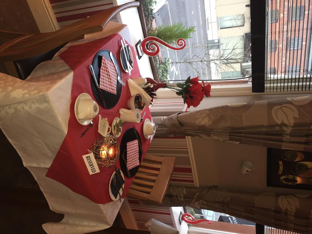 Creedons Traditional Irish Welcome Inn B&B Cork Exteriör bild